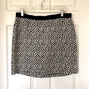 NWOT Two by Vince Camuto skirt